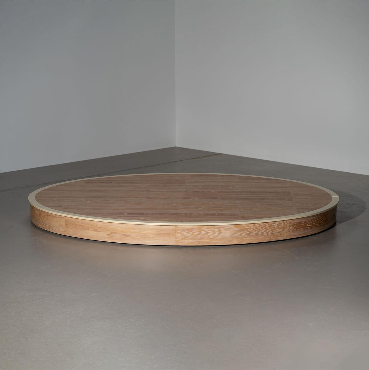 Oval Platform | Round Broadcast Staging & Riser – TVsetdesigns.com