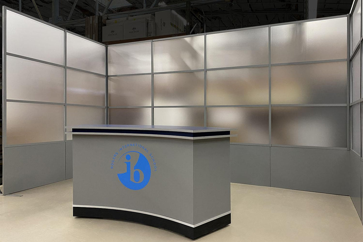 Simple Two Corner Set | Broadcast Studio Solutions – TVsetdesigns.com