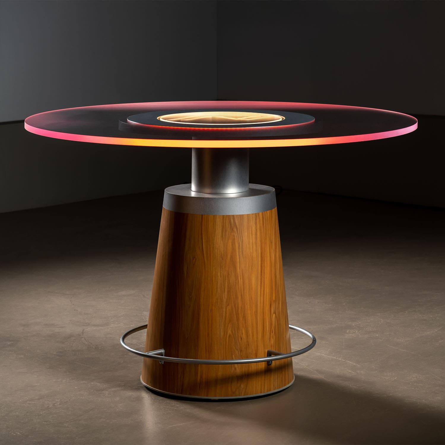 wood-accents-large-round-table